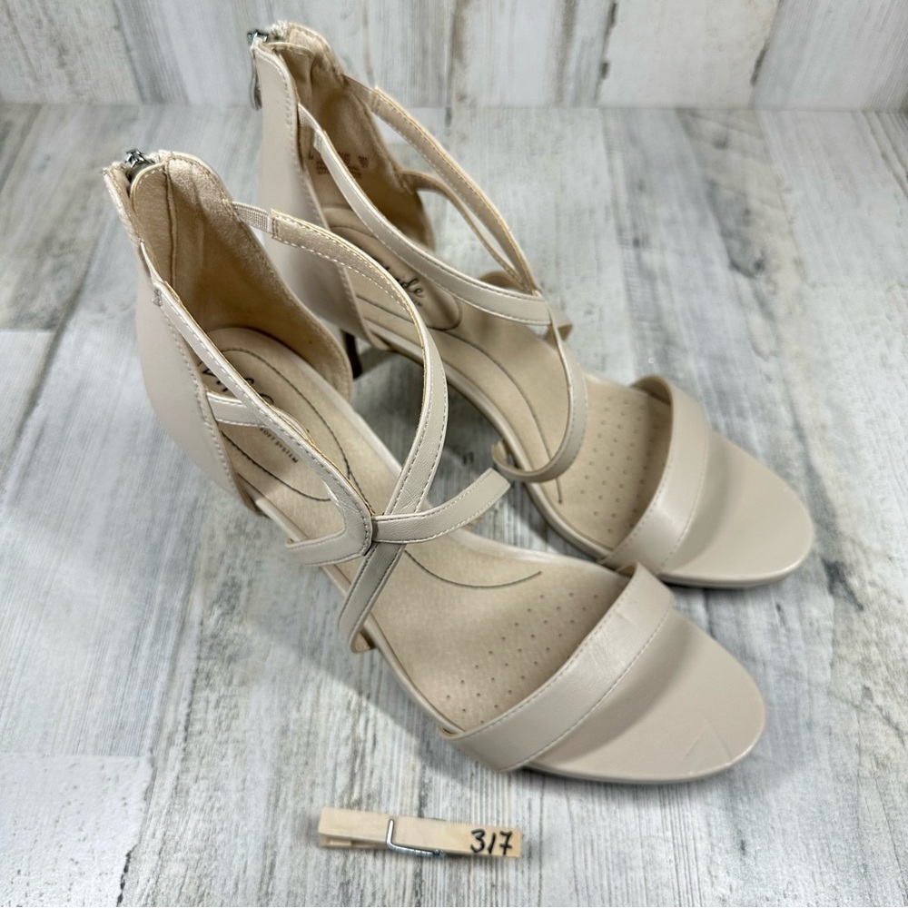 New LIFESTRIDE Masquerade Heeled Sandal In Almond Milk #317 - Picture 9 of 9